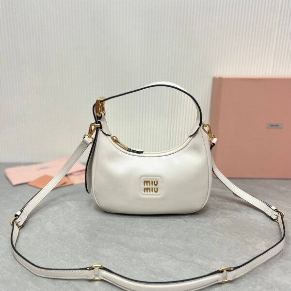 Size 20X17X6Cm