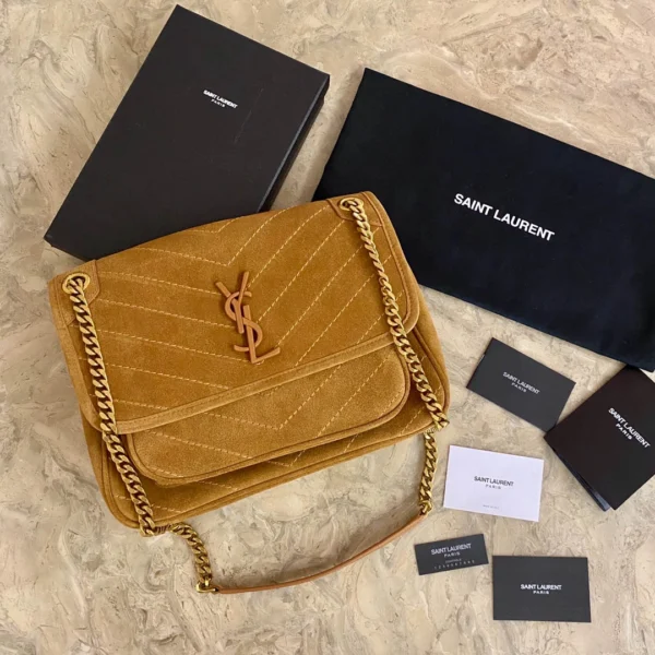 Cowhide bag Size: 28x20x8cm Code: 498894