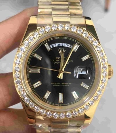 Automatic Watch for Men  40mm R140