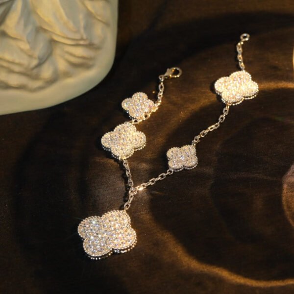 [ELANLUXE]CLOVER BRACELET 5 MOTIF SILVER DIAMOND PAVED