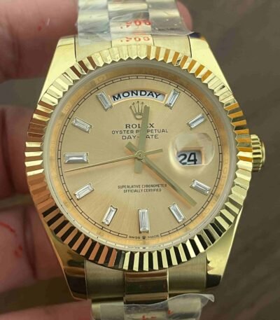 Replica Automatic Watch for Men 40mm R275