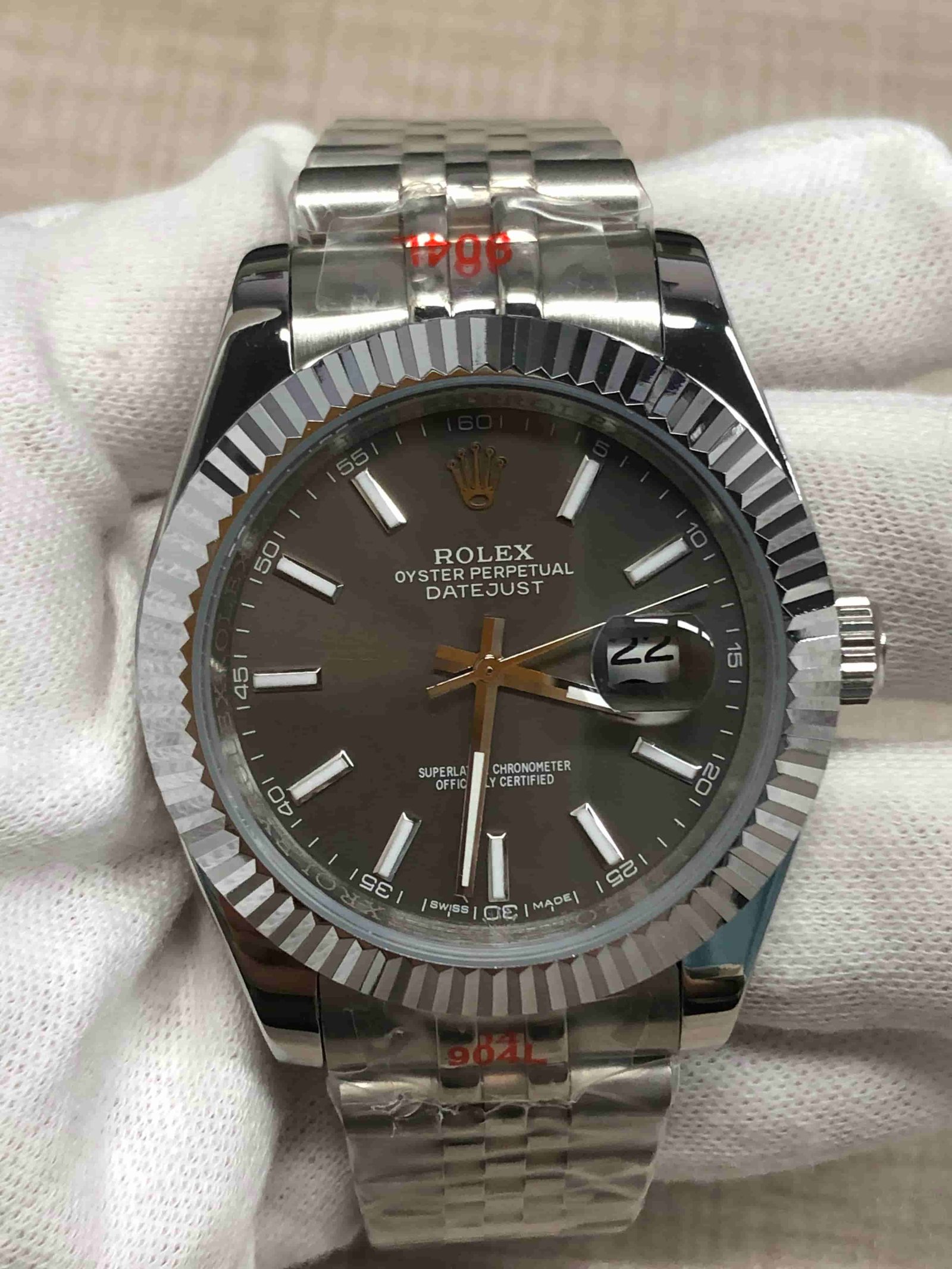 6960a3ebf60efdd49830f72b6a27c2b2 Automatic Watch for Men 40mm R72