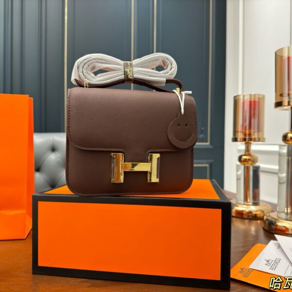 Hermes Constance06