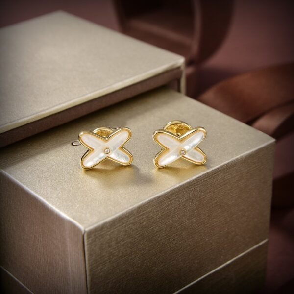[ELANLUXE]JEUX DE WHITE MOP GOLD DIAMOND EARRINGS