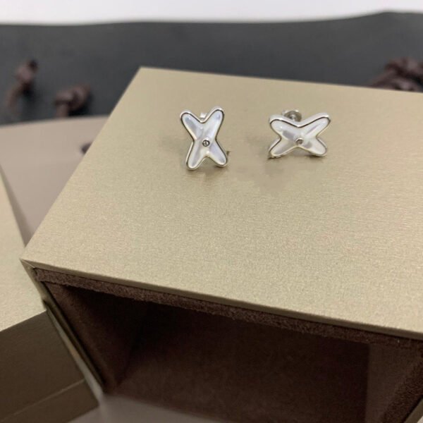 [ELANLUXE]JEUX DE WHITE MOP SILVER DIAMOND EARRINGS