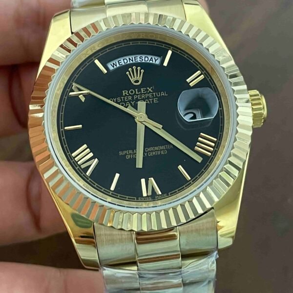 Replica Automatic Watch for Men 40mm R284