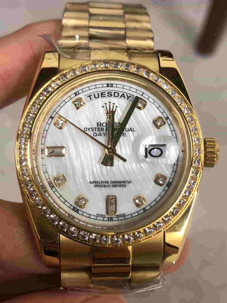 Automatic Watch for Men  40mm R141