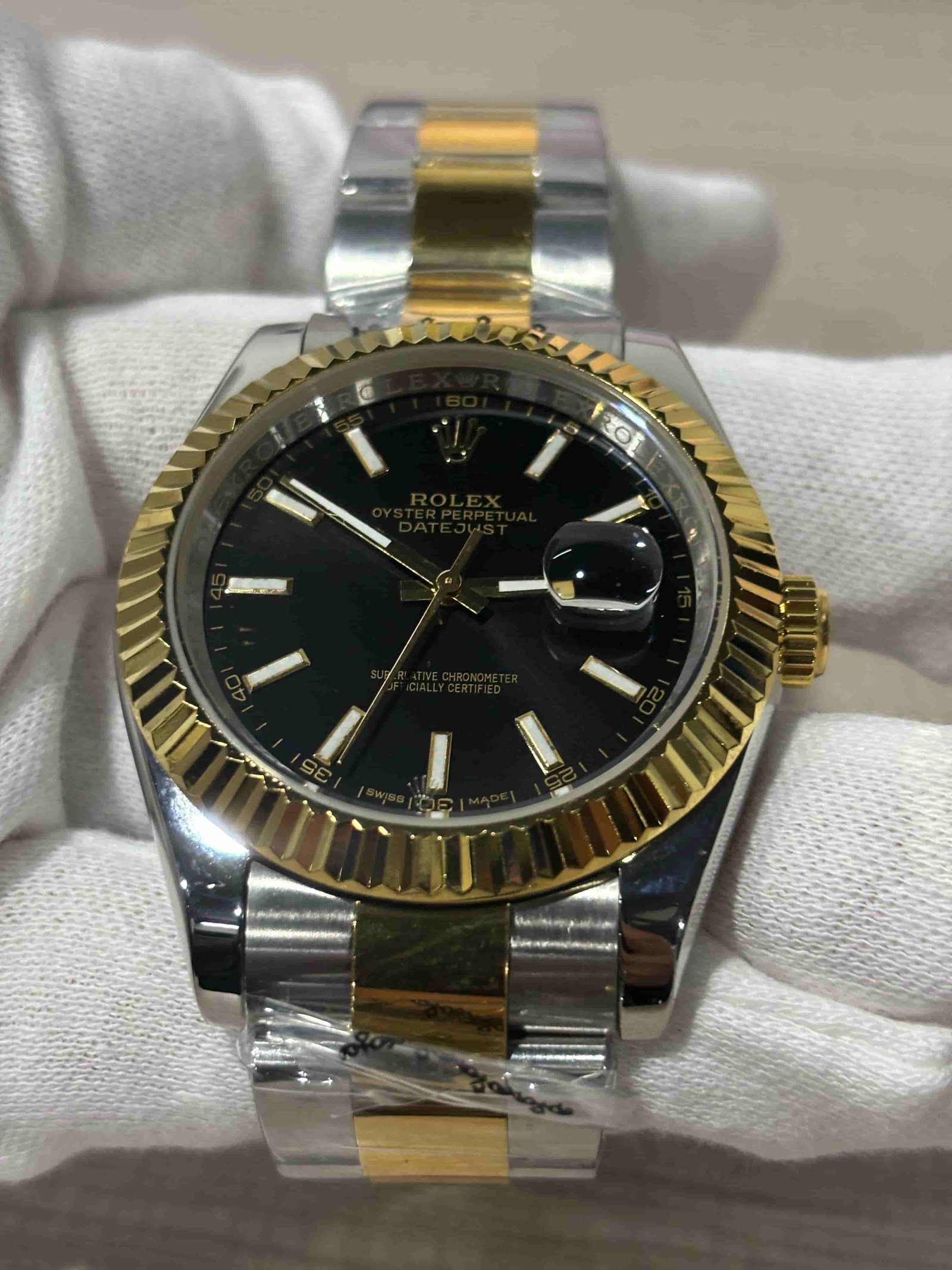 cedf4cf588b062a80f130bf814e1df4e-1 Automatic Watch for Men 40mm R92