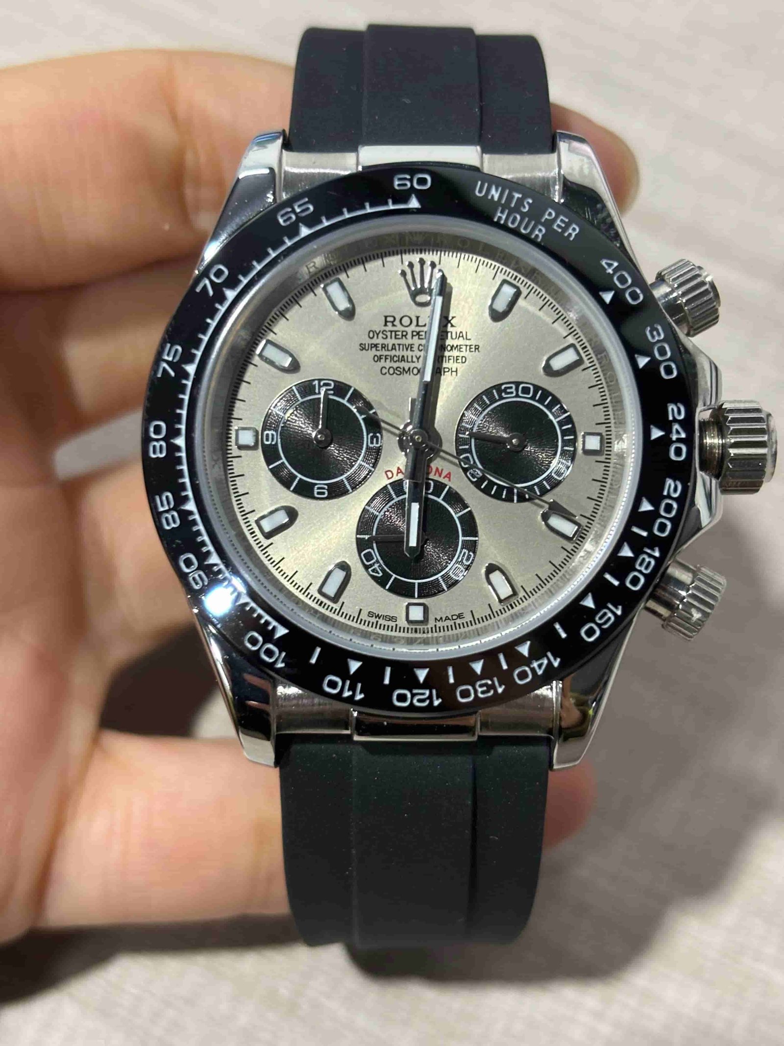 ee30644c0ca823e14c1d6f2e081b9b3b Automatic Watch for Men 40mm R50