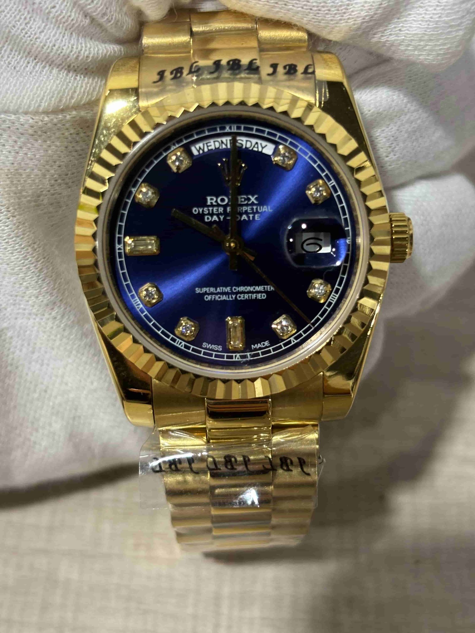 f6babd5014a1762d5af7f21ae9eabb18_c5bb4837-997b-4040-bc6b-b35f56dacf54 Automatic Watch for Men 40mm R60