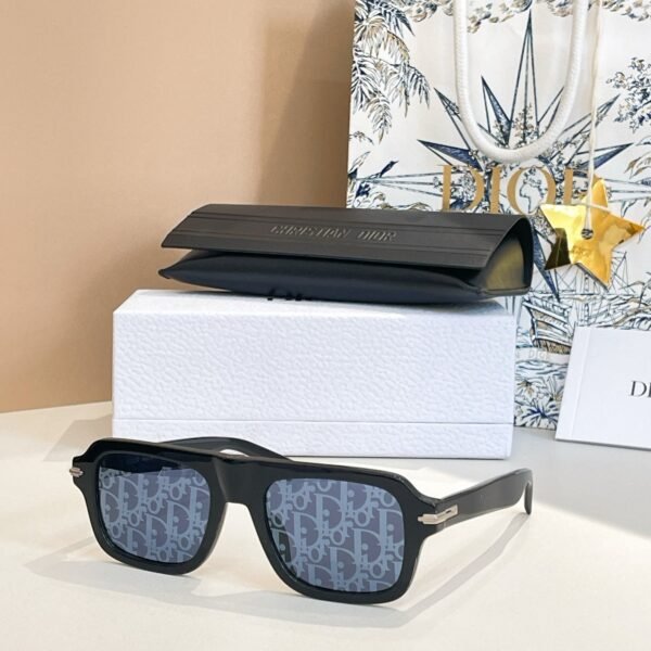 MONTAIGNE SUNGLASS DIORBLACKSUIT N2I IN ACETATE