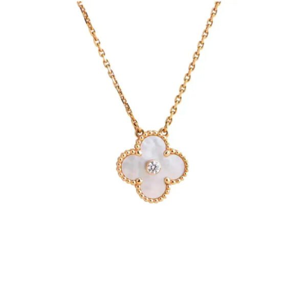 [ELANLUXE]CLOVER 15MM DIAMOND WHITE FRITILLARIA NECKLACE